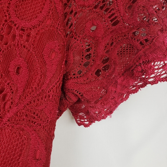 Lulus Red Lace Keyhole Back Mini Dress Size XS - Picture 8 of 8